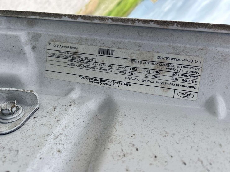 2012-ford-f550-image-10