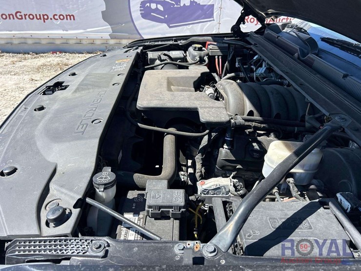 2018-chevrolet-tahoe-image-8