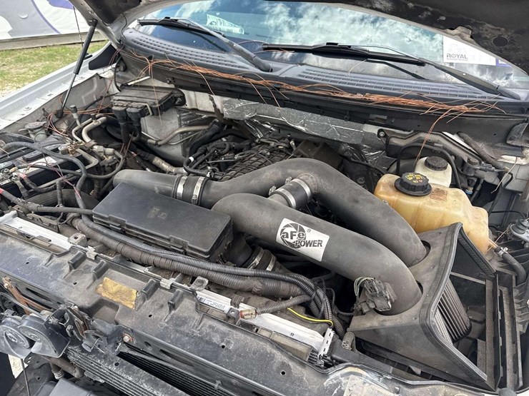 2013-ford-f150-image-9