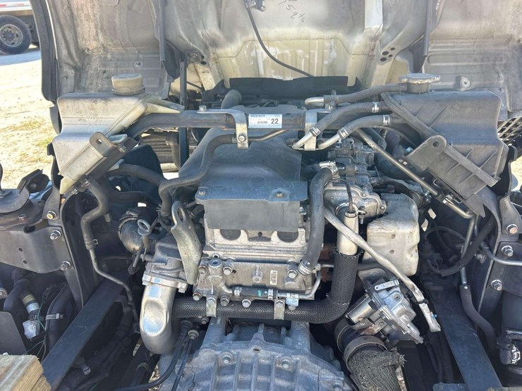 2016-mitsubishi-fuso-fec52s-image-9