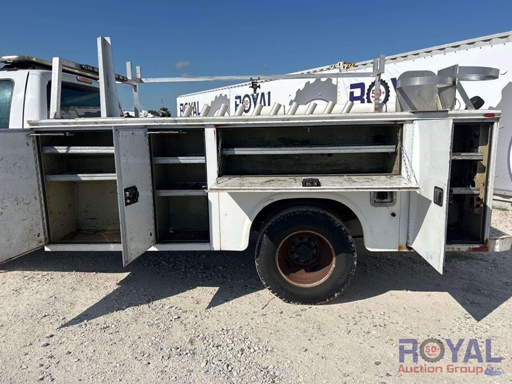 2011-ford-f350-image-21