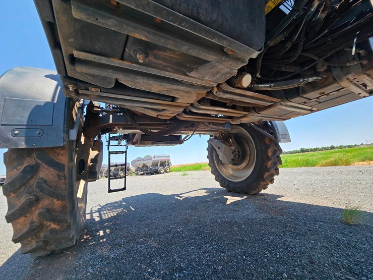 2017-ag-chem-rg1300b-image-28