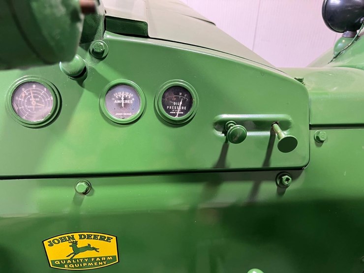 1952-john-deere-r-image-21