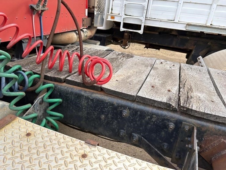 1989-international-9300-image-13