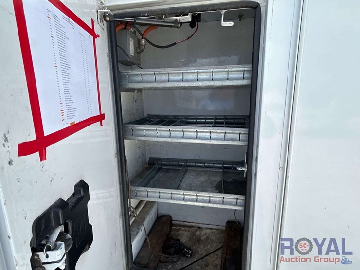 2016-freightliner-m2-106-altec-am50-50ft.-bucket-truck-image-19