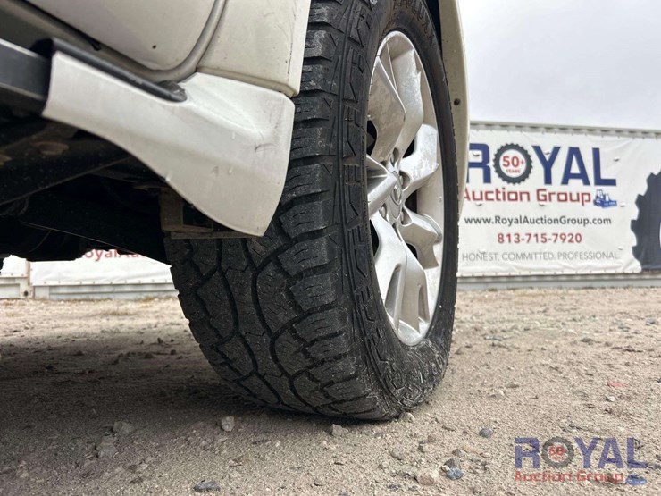 2012-infiniti-qx56-image-28