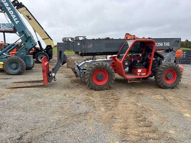 2017-skyjack-sj1256ths-image-7