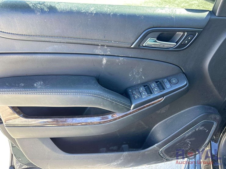 2018-chevrolet-tahoe-image-10