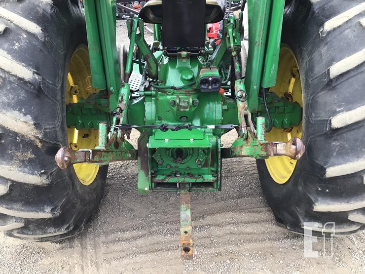 1985-john-deere-2350-image-9