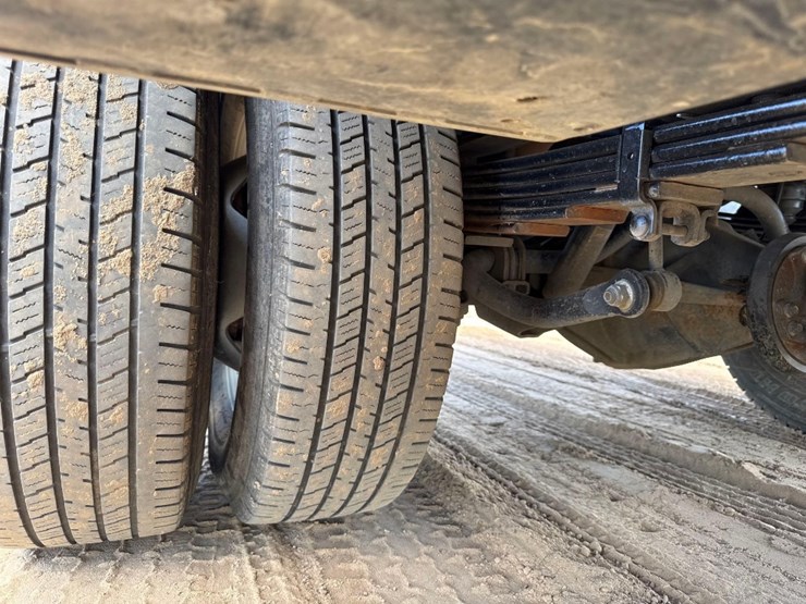 2020-chevrolet-silverado-3500-image-11