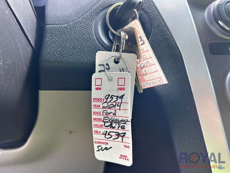 2014-ford-explorer-image-27