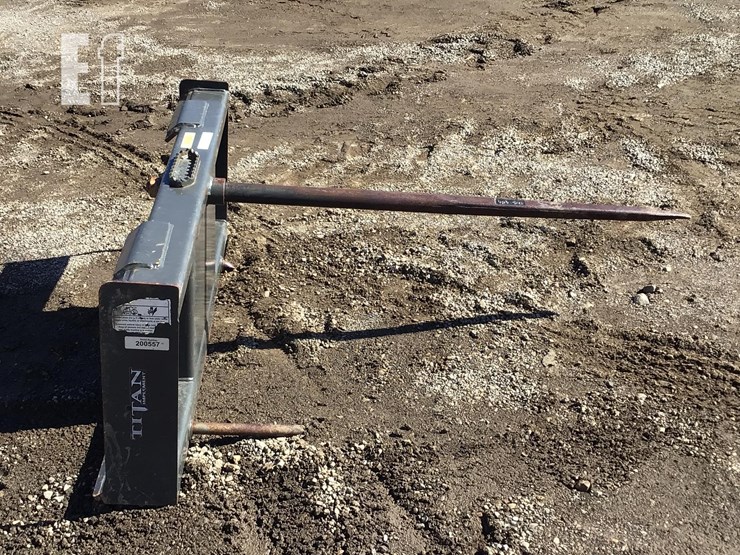 titan-implement-lbhs-bale-spear-image-5