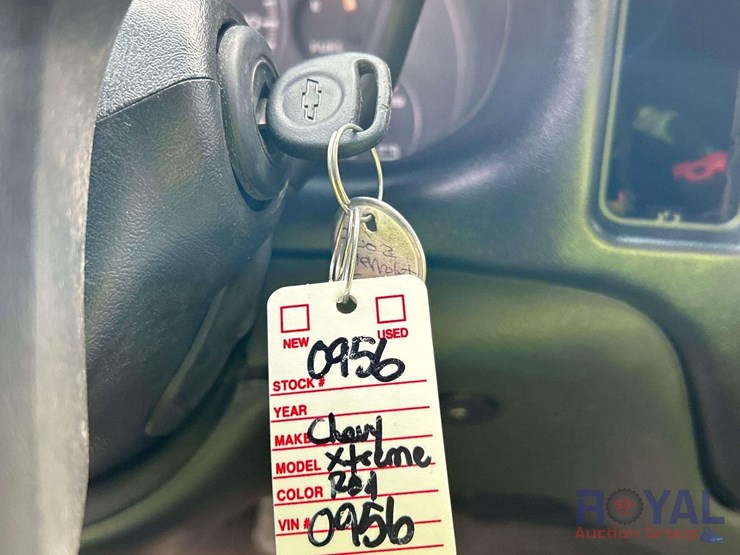 2002-chevrolet-s10-image-25