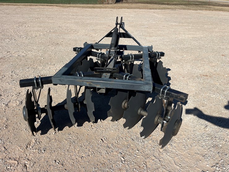 #t15037-•-lmc-1618m-disk-image-5