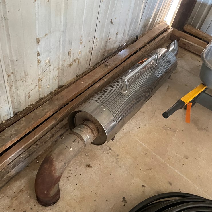 #1089 • Semi Exhaust Stack