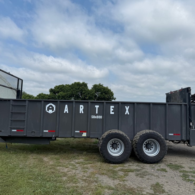 Artex SBX 800 Manure Spreader