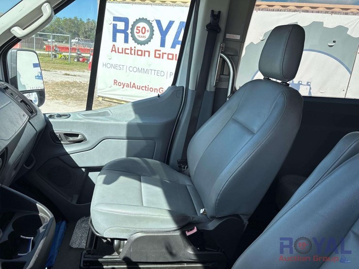 2016-ford-transit-image-20