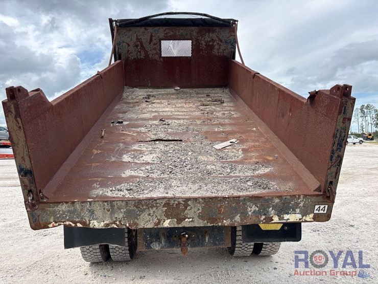 1999-gmc-c7500-mason-dump-truck-image-18