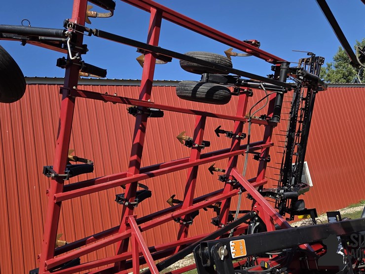 case-ih-200-image-15