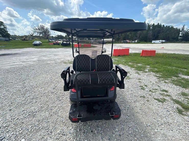 2023-vivid-ev-electric-cart-image-14
