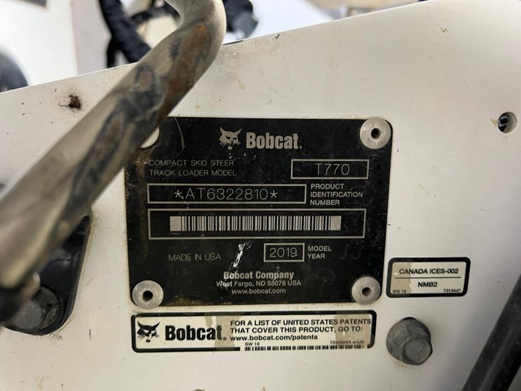 2019-bobcat-t770-image-36