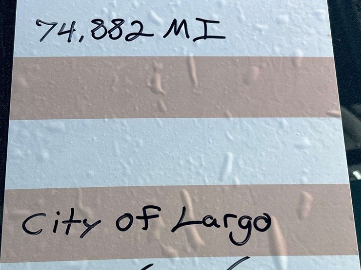 2015-ford-explorer-image-30