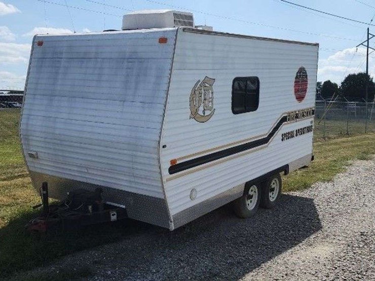 small-camper-image-2