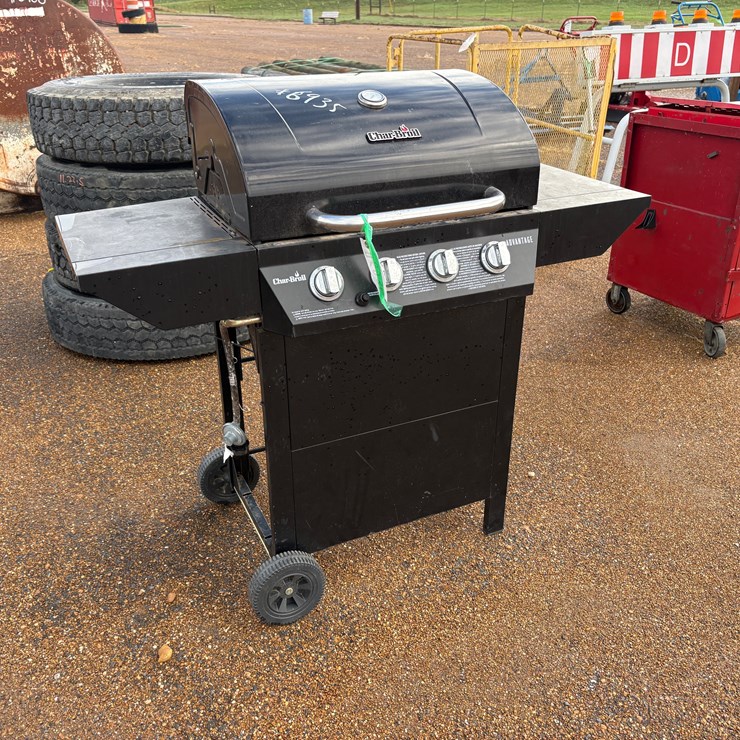 #6935 • Gas BBQ Grill
