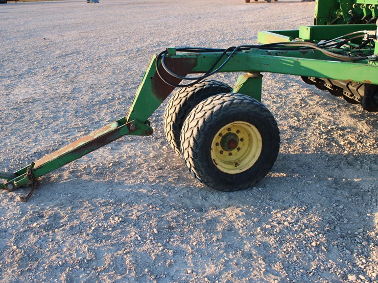 john-deere-1590-image-14