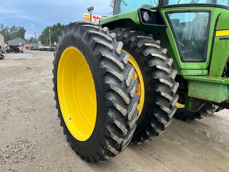 john-deere-4430-image-17