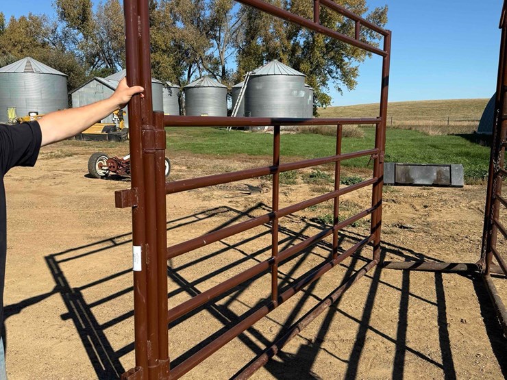 hyqual-bow-gate-image-3