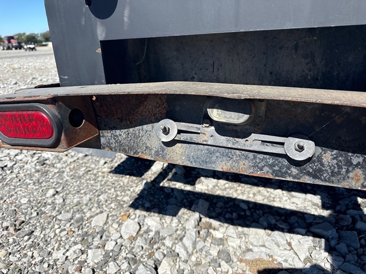 2007-caterpillar-xq20-image-6