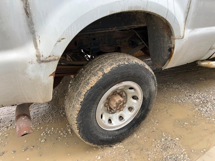 2002-ford-f250-image-17