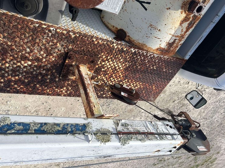 1997-chevrolet-c3500-auto-crane-service-truck-image-21