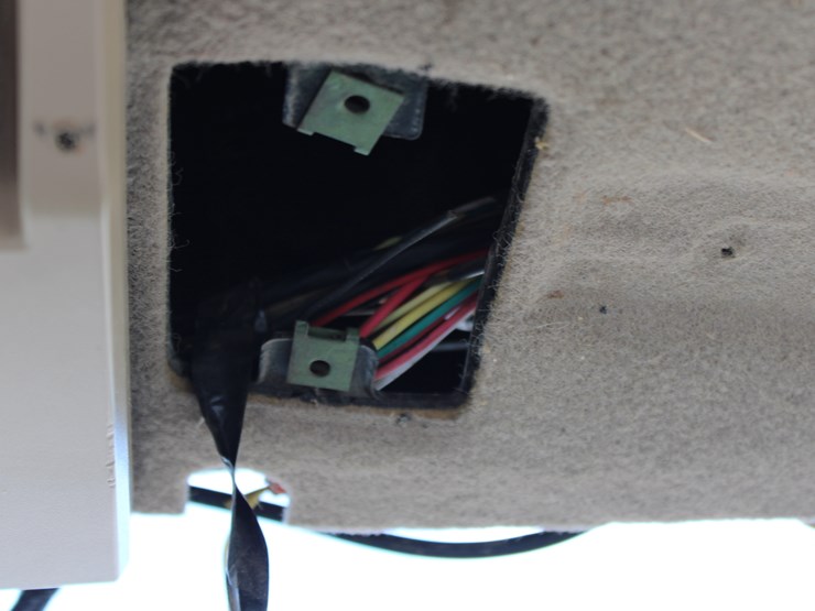 john-deere-8320-image-80