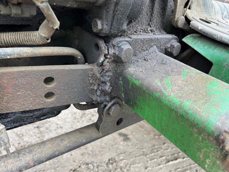 john-deere-4600-image-17