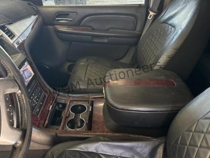 2007-cadillac-escalade-esv-image-20