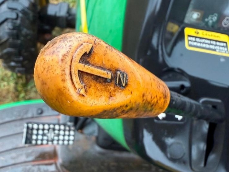 2000-john-deere-4300-image-13