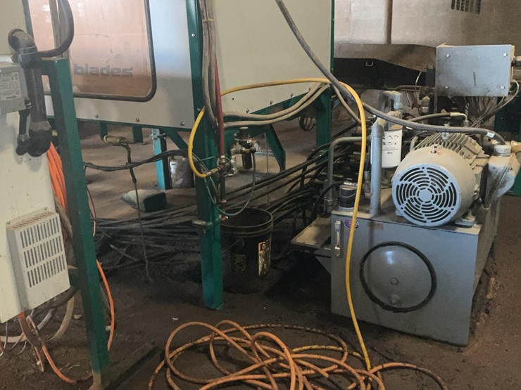 #102-•-2014-wood-mizer-wm4000-thin-kerf-image-28