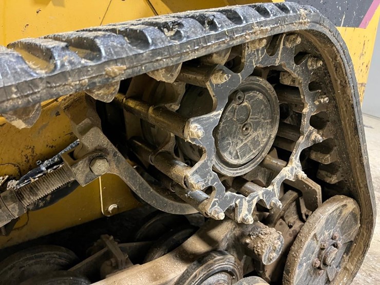 caterpillar-297c-image-14