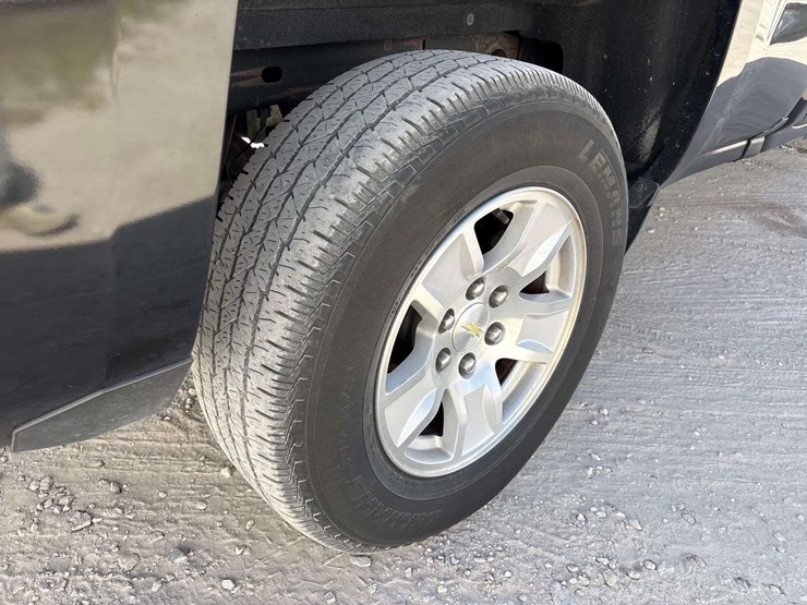 2018-chevrolet-silverado-1500-image-27