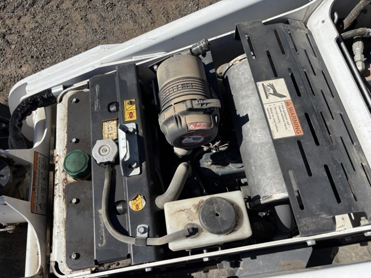 2022-bobcat-mt100-image-15