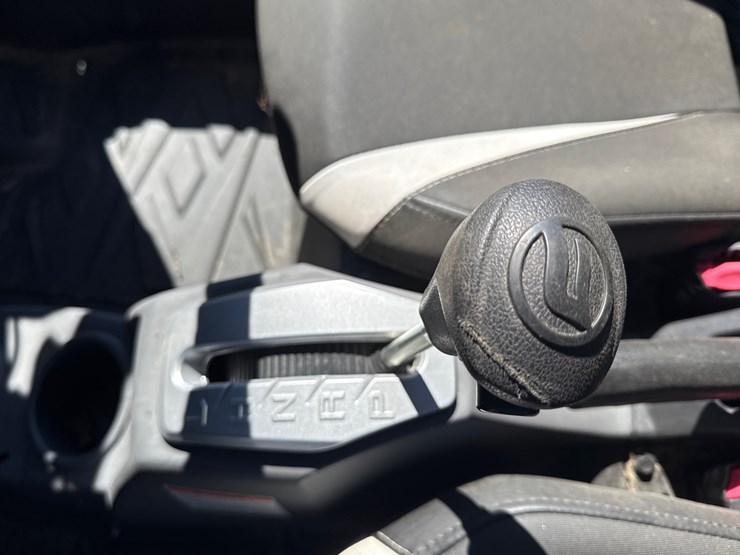 #28016-•-2022-zforce-800ex-utv-vin:-lcelvyz17n6006214-inv#-28016-image-39