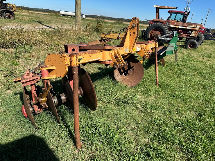 #32235-•-w&a-manufacturing-levee-plow-image-2