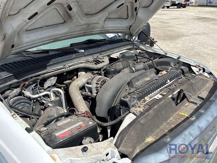 2007-ford-f-450-4x4-cab-and-chassis-truck-image-8