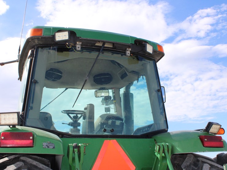 john-deere-8320-image-26