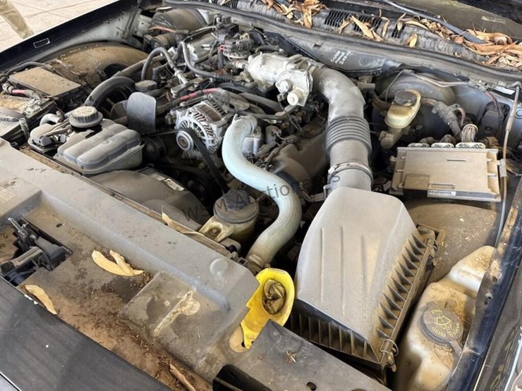 2009-ford-crown-victoria-sdn-image-12