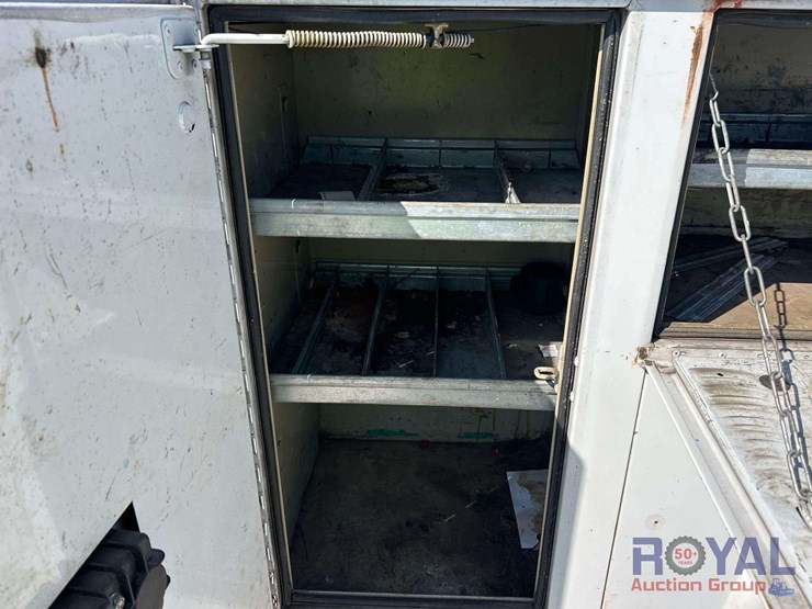 2011-ford-f350-image-23