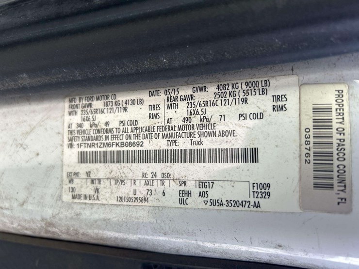 2015-ford-transit-image-5