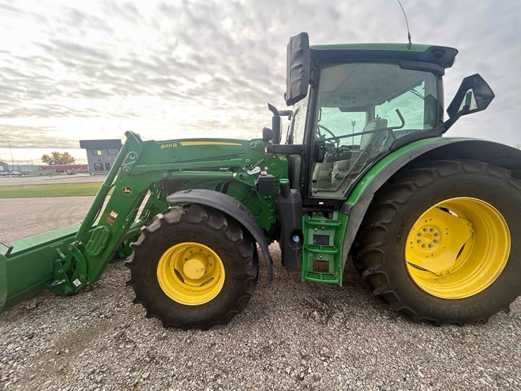 2015-john-deere-640-image-21